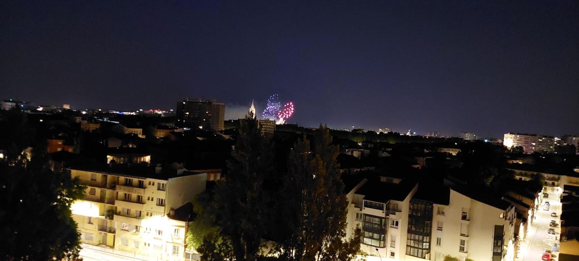 Le Panoramique Lägenhet Toulouse Exteriör bild